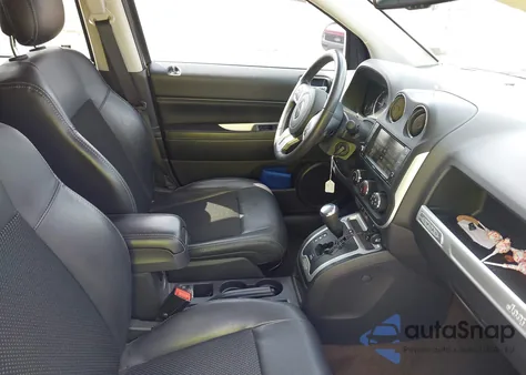 2015 Jeep Compass Latitude из США, поврежденный, VIN 1C4NJDEBXFD162482